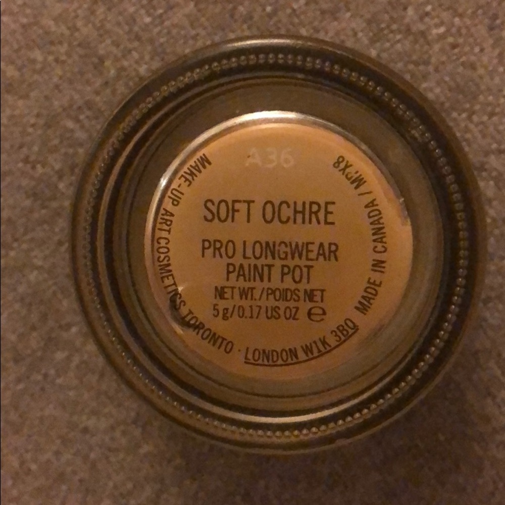 MAC Prolongwear Paint Pot - Soft Ochre